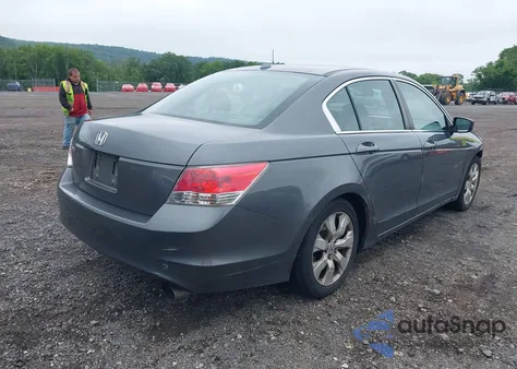 2009 Honda Accord 2.4 Ex-L z USA, uszkodzony, nr VIN 1HGCP26819A195584